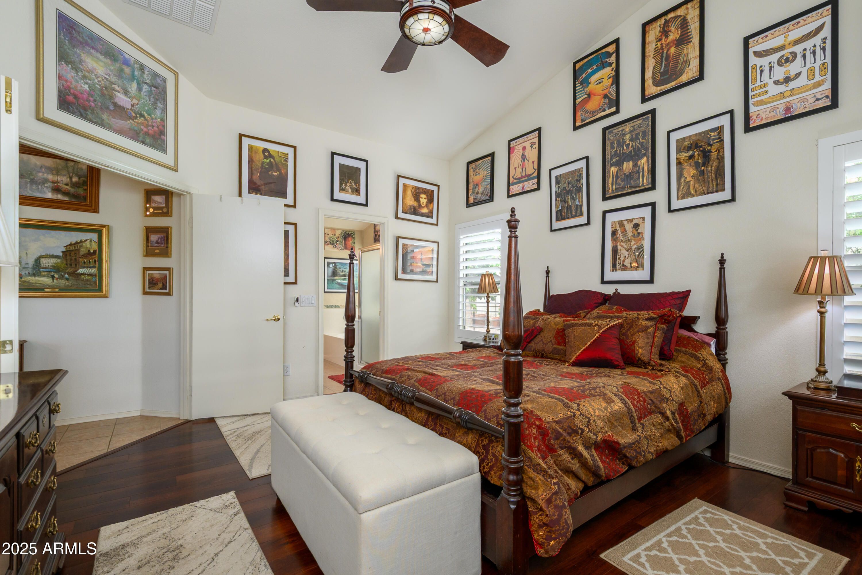 Land Listing Agent Photo