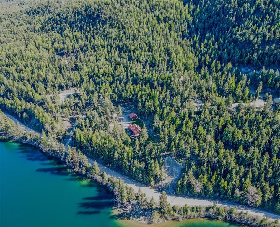 Land Listing Agent Photo