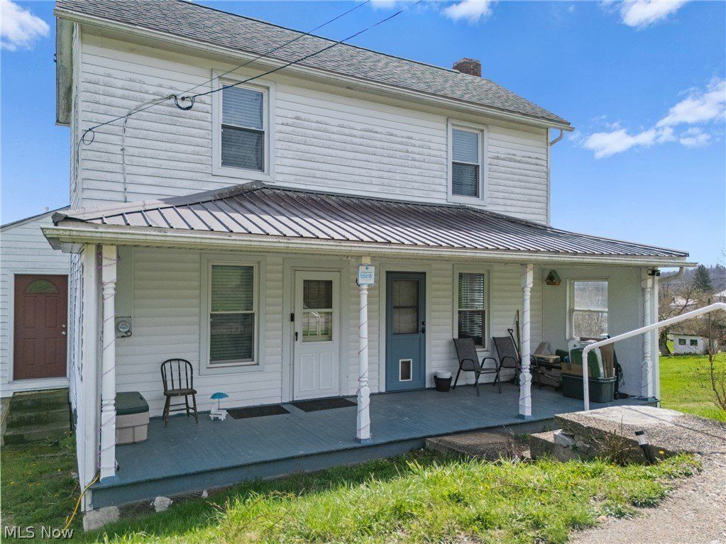 Land Listing Agent Photo