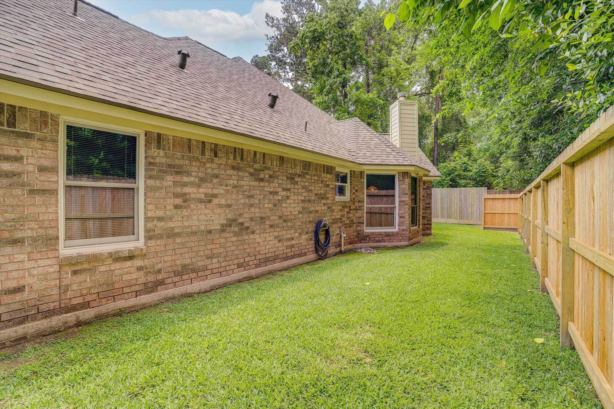 Land Listing Agent Photo