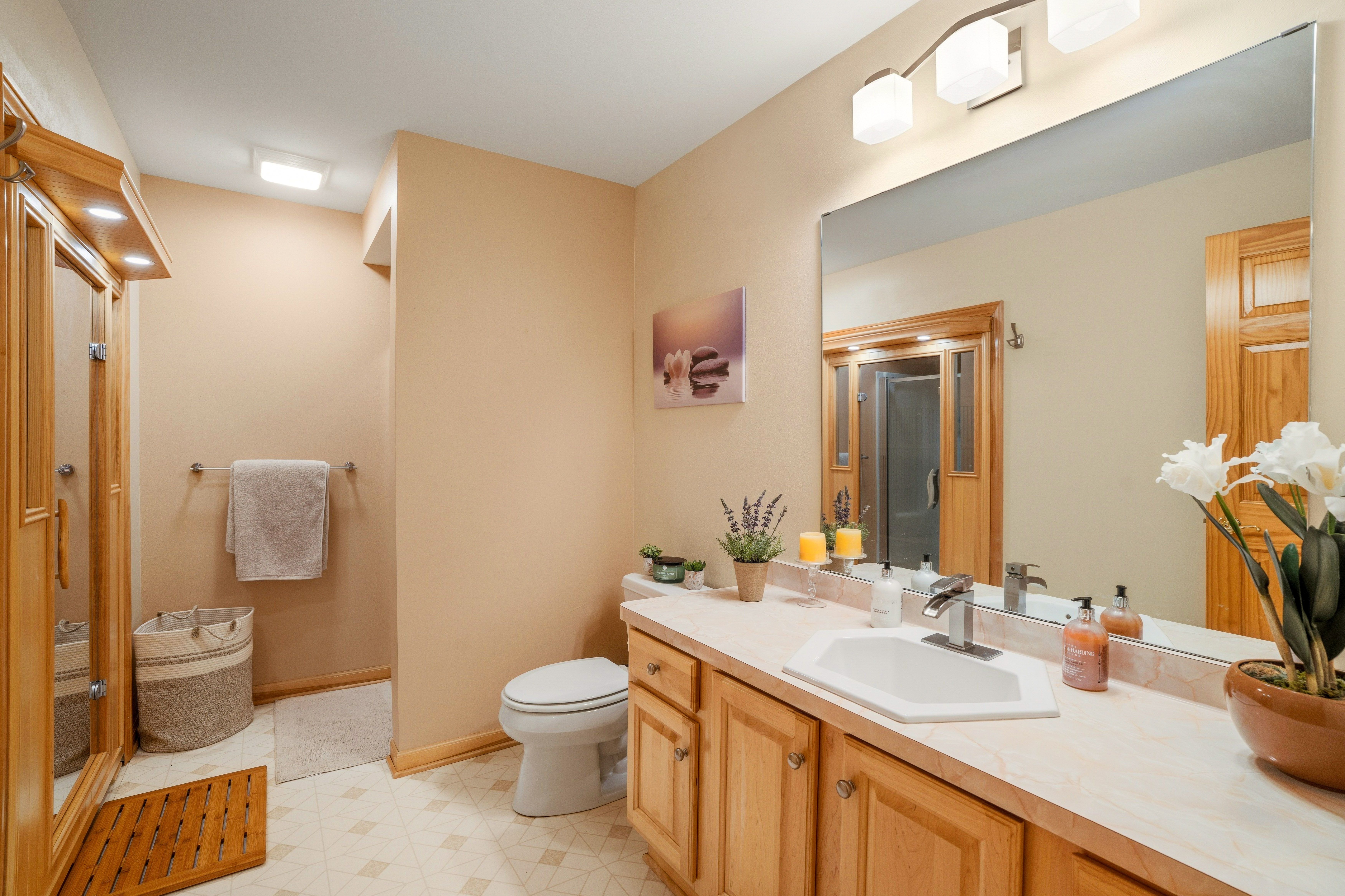 Land Listing Agent Photo