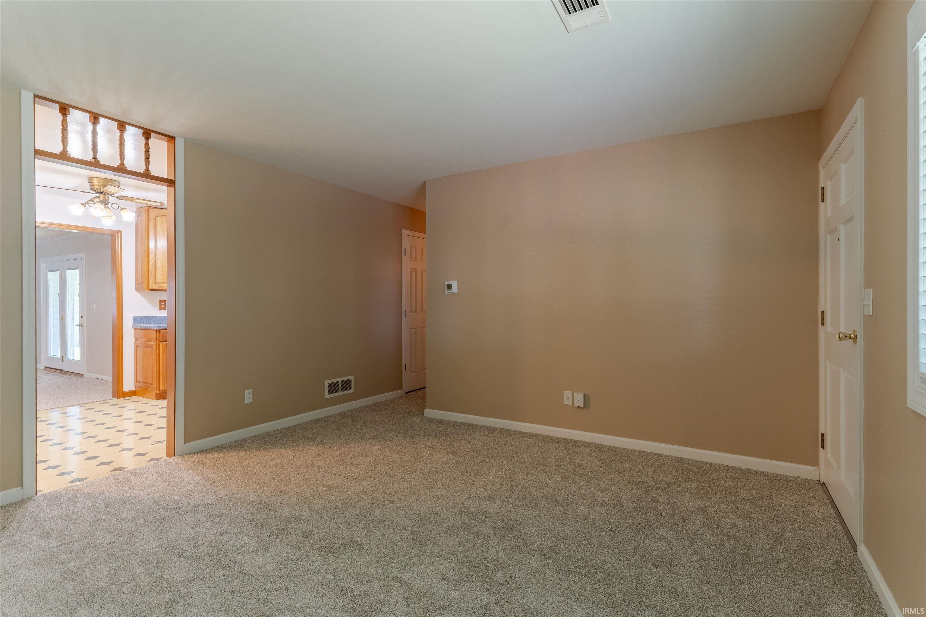 Land Listing Agent Photo