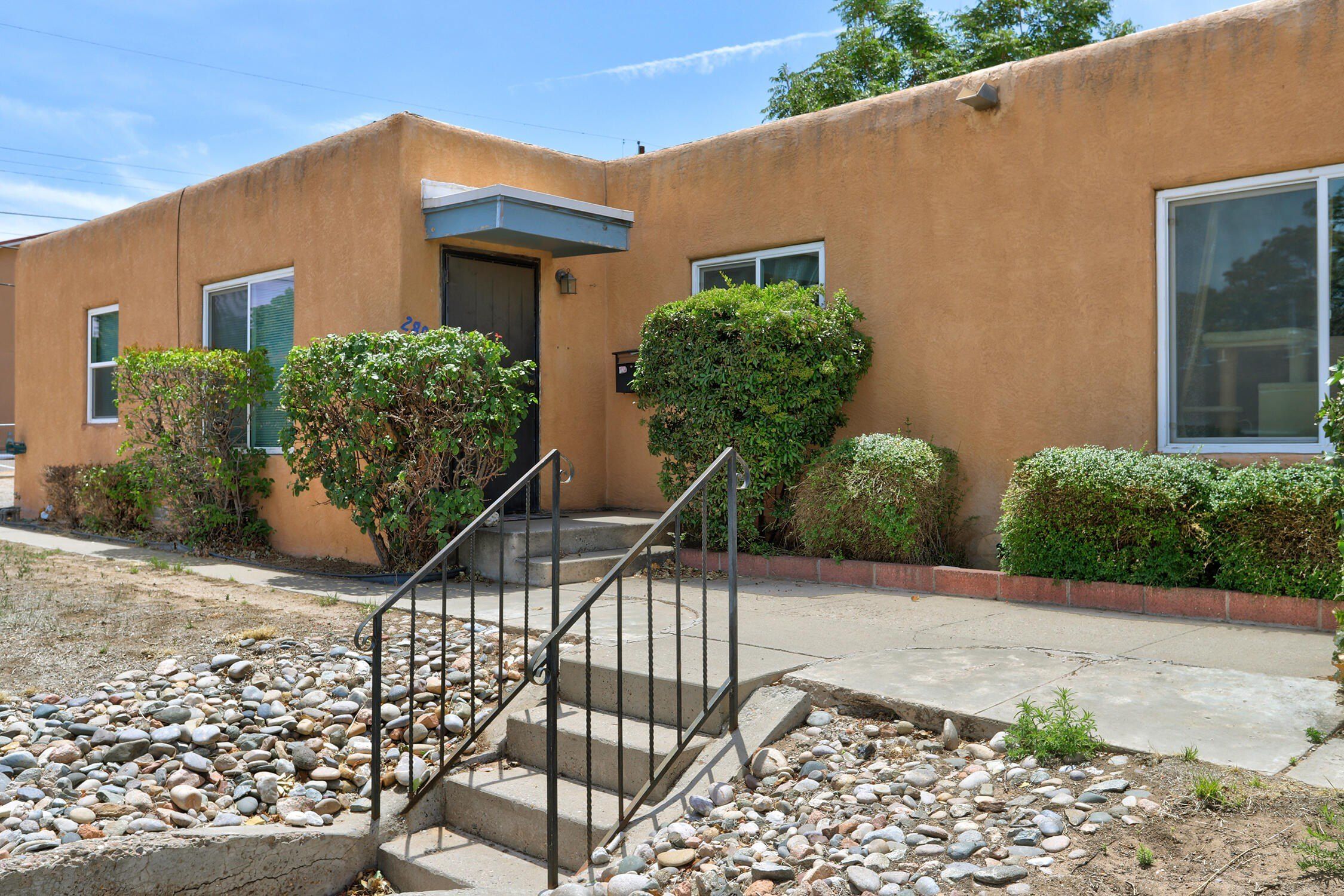 Land Listing Agent Photo