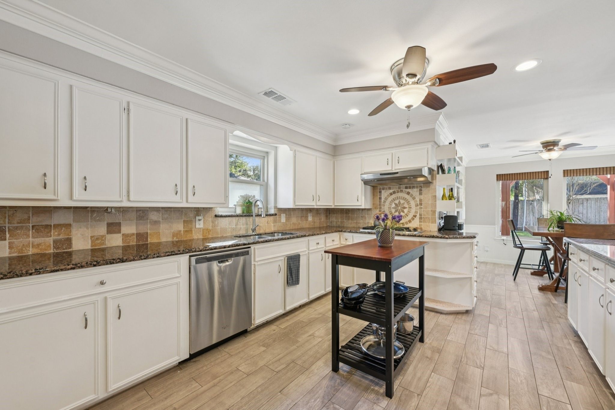 Land Listing Agent Photo