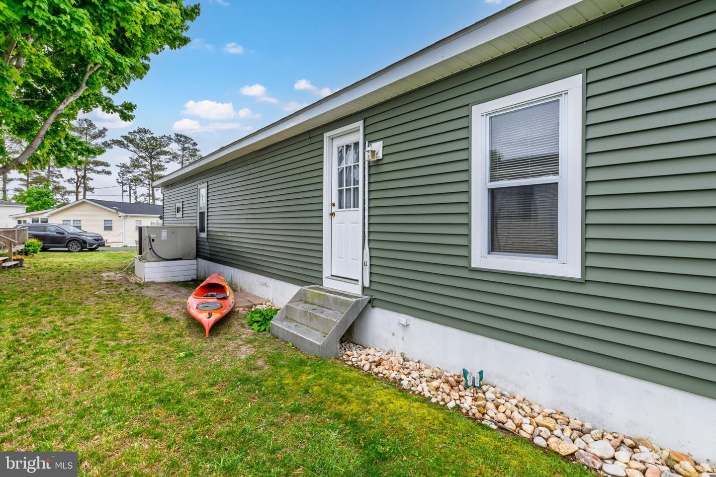 Land Listing Agent Photo