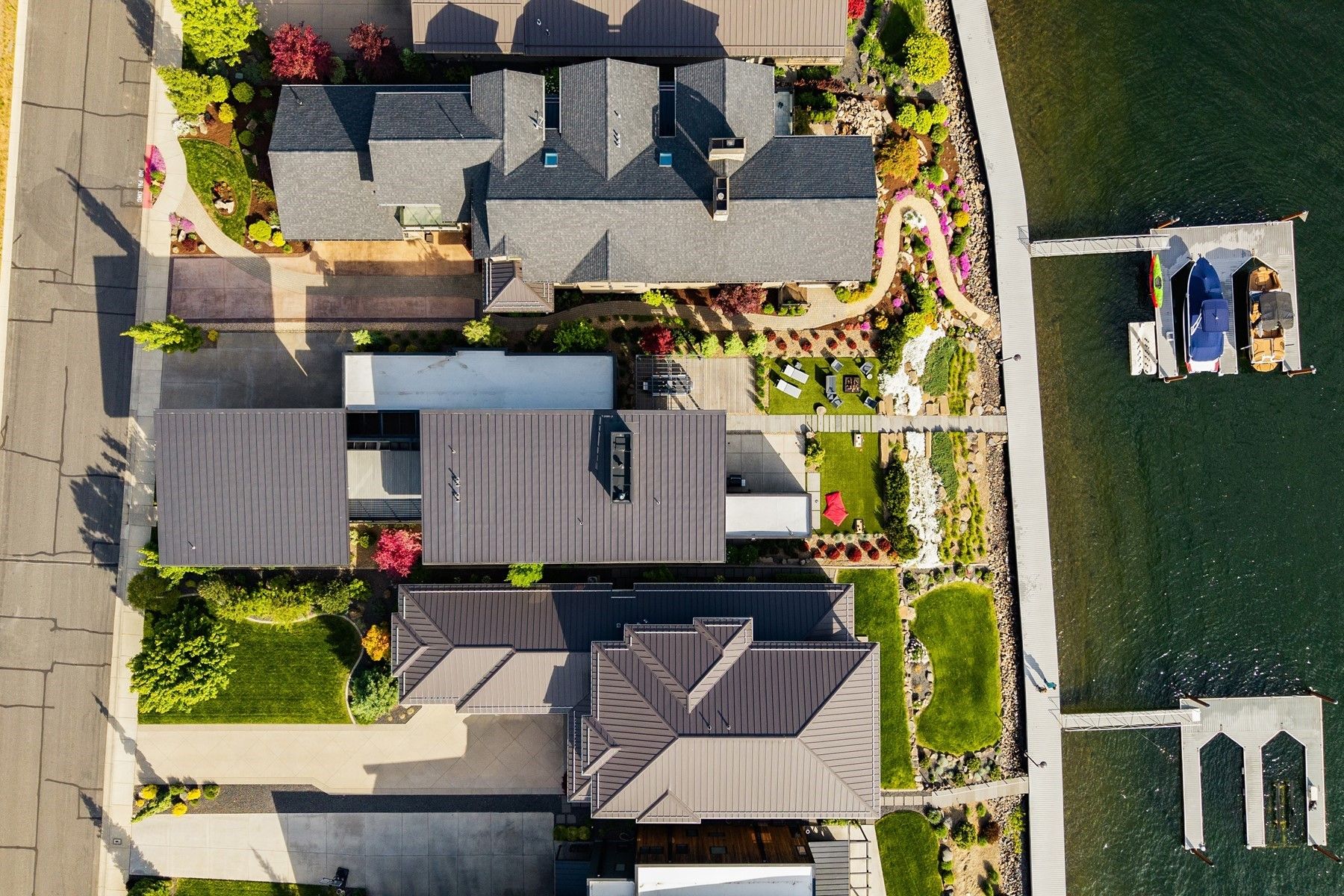 Land Listing Agent Photo