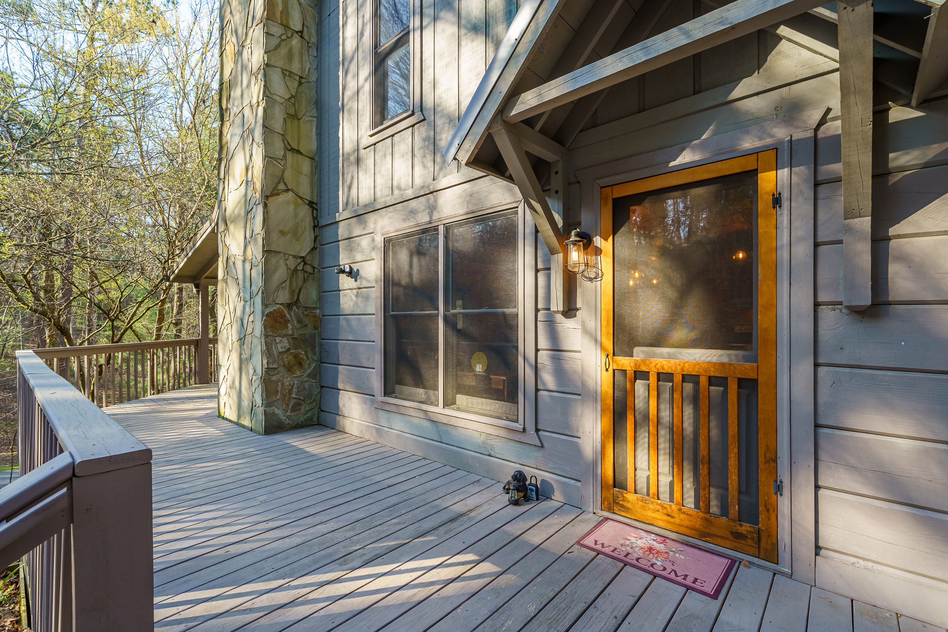 Land Listing Agent Photo