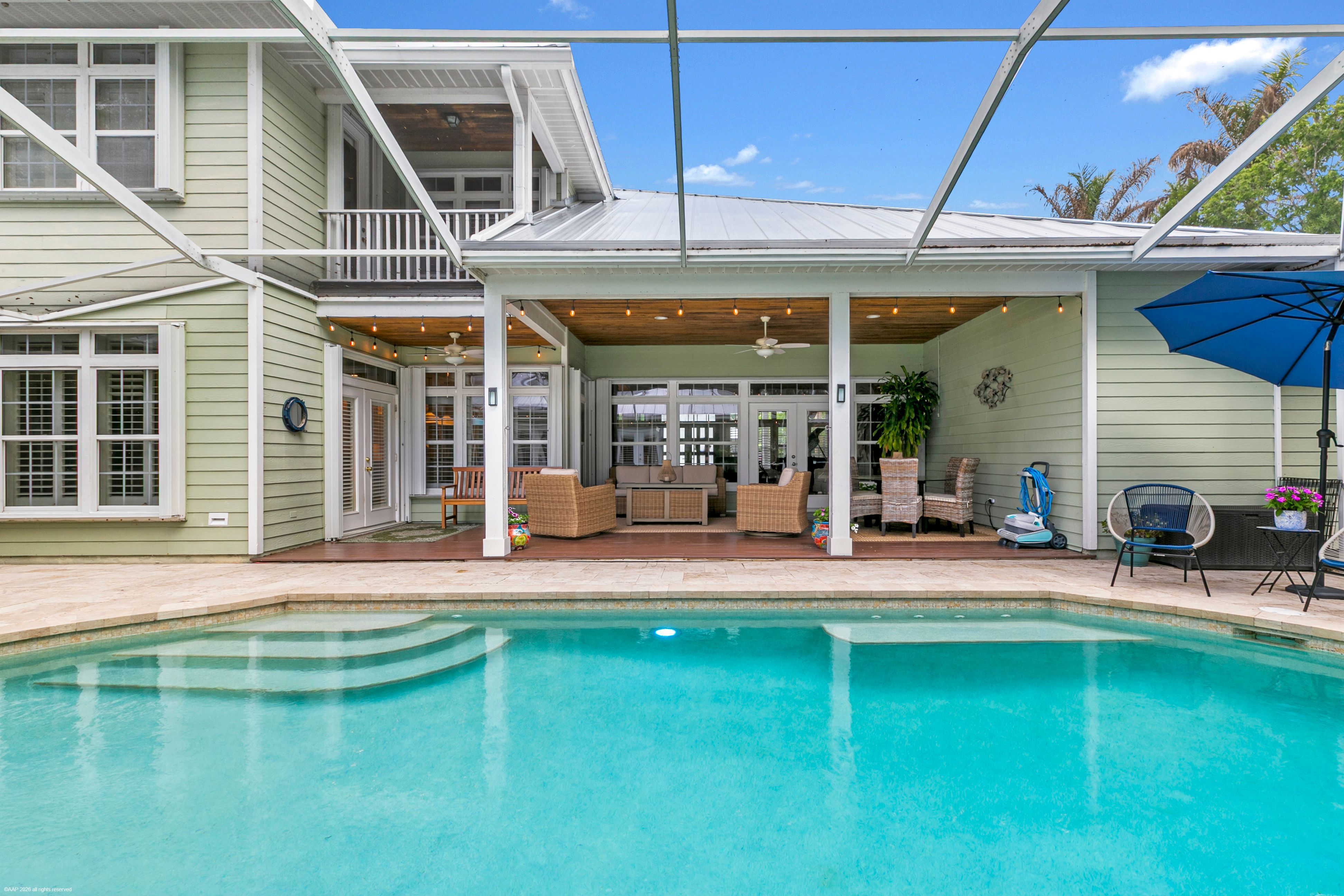 Land Listing Agent Photo