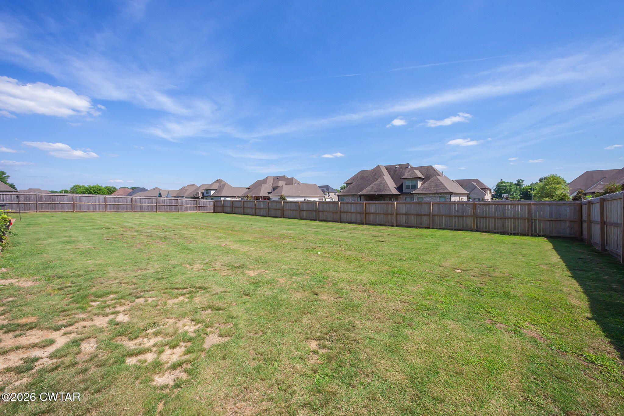 Land Listing Agent Photo