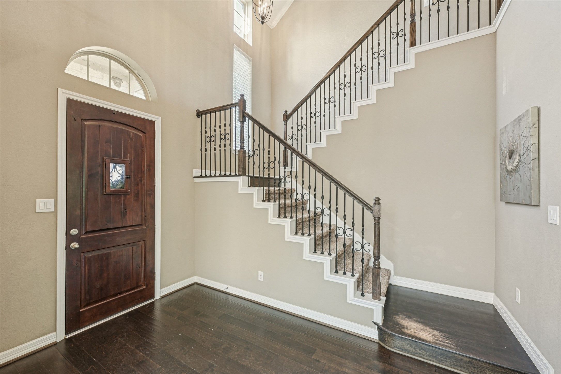 Land Listing Agent Photo