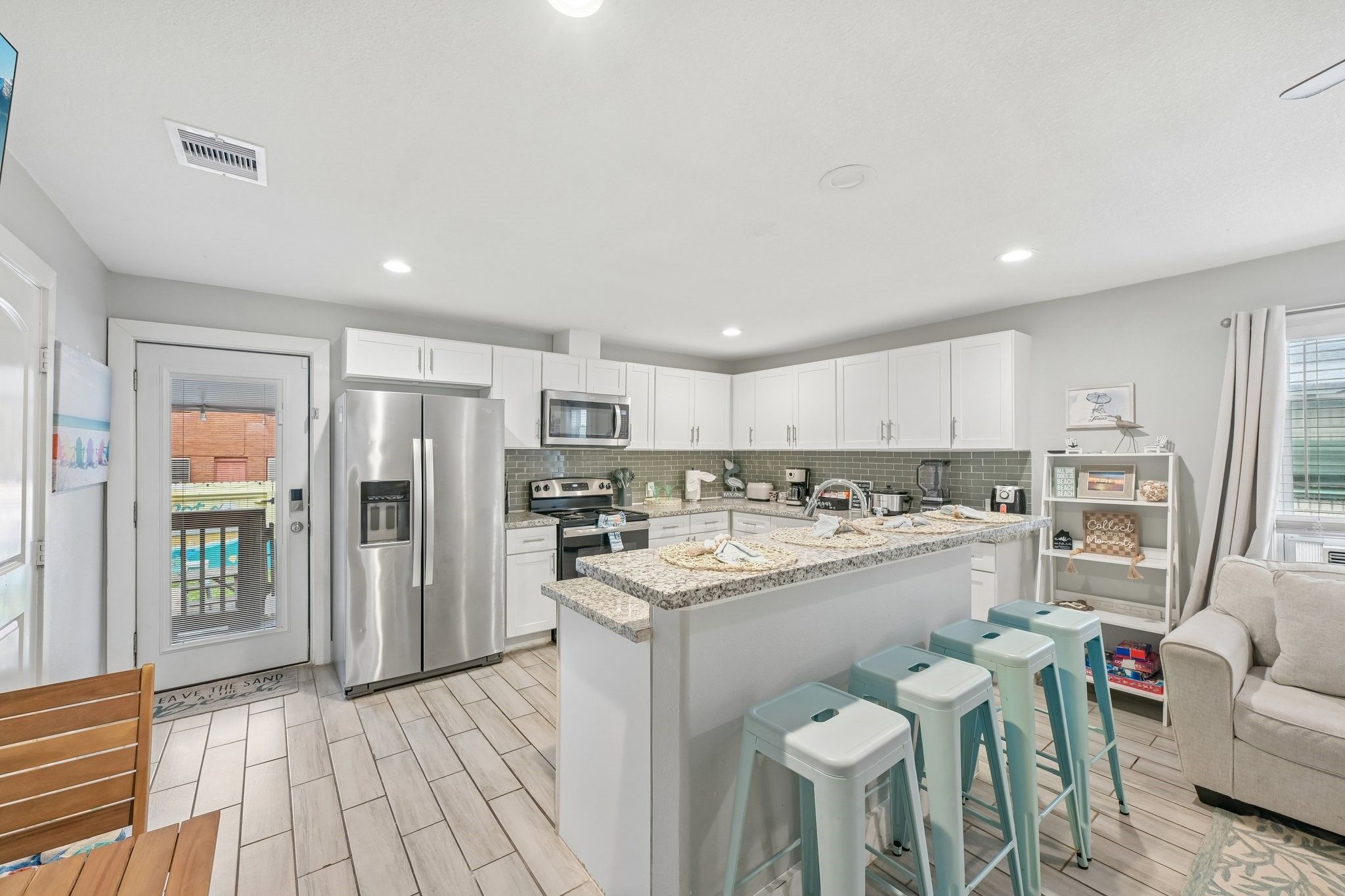 Land Listing Agent Photo