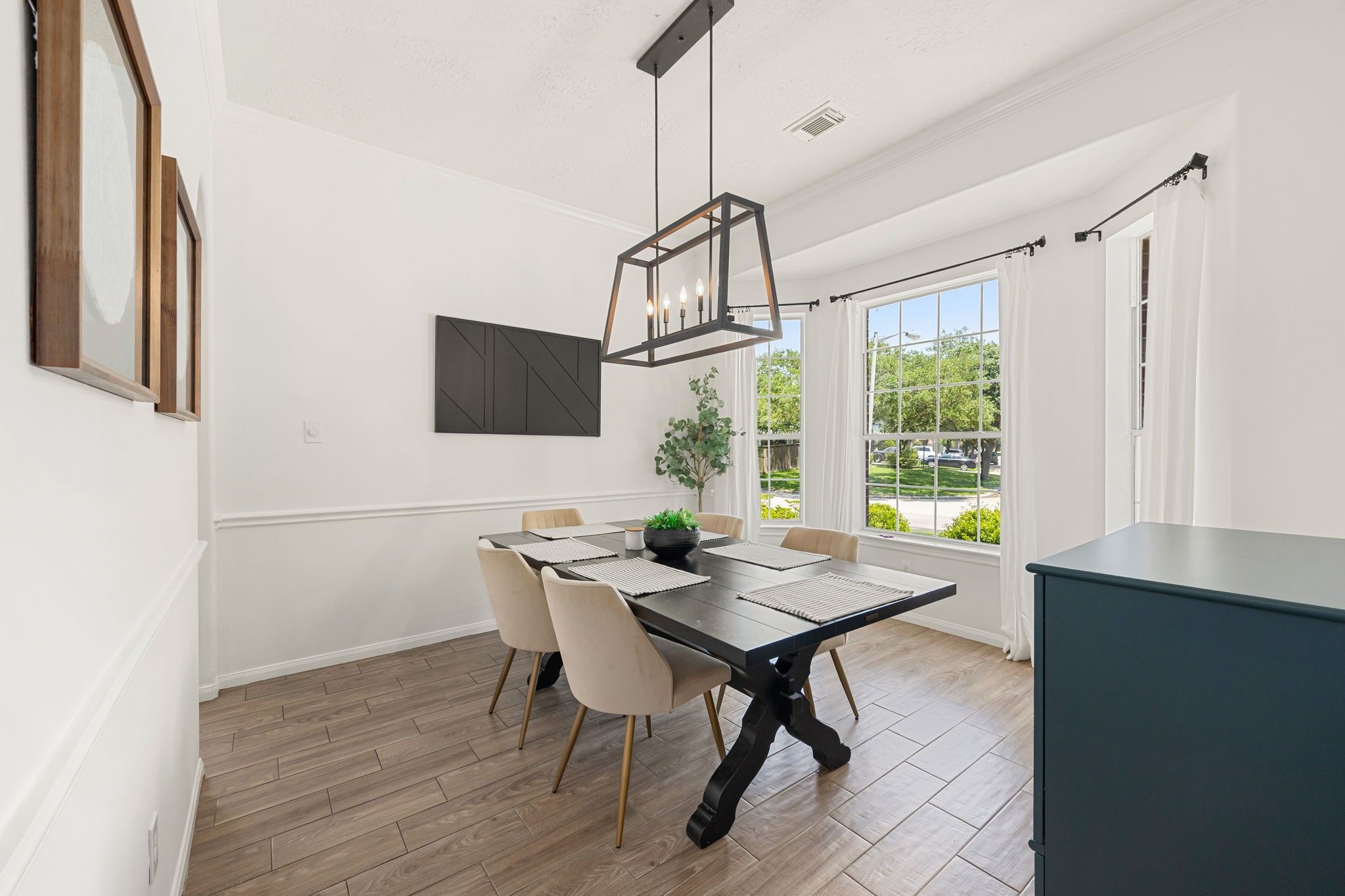 Land Listing Agent Photo