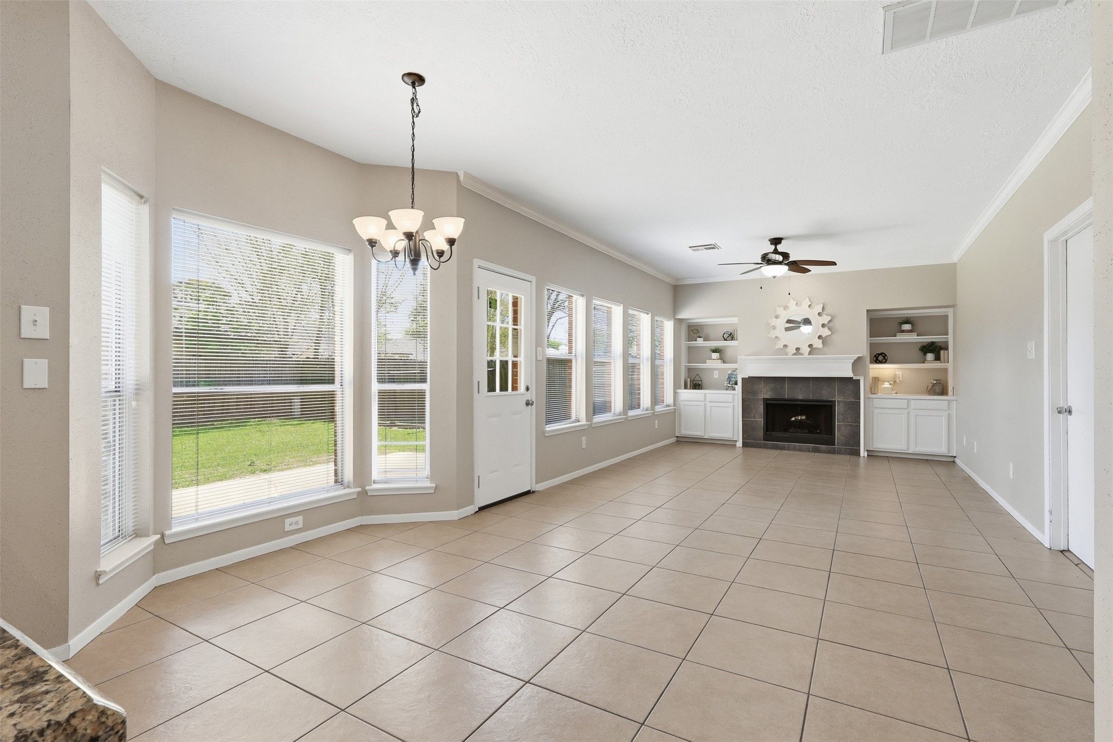 Land Listing Agent Photo