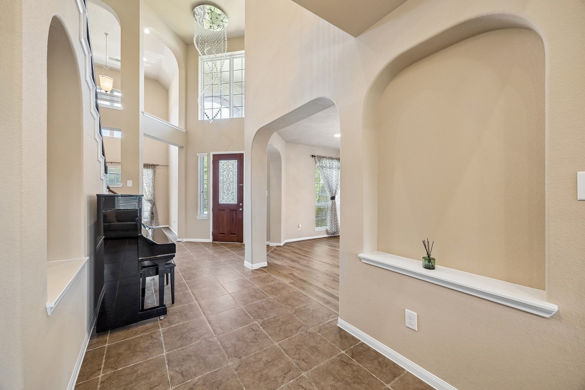 Land Listing Agent Photo