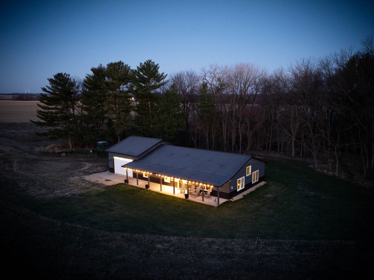 Land Listing Agent Photo