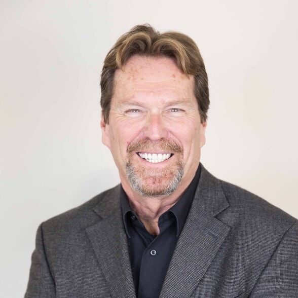 Land Listing Agent Photo