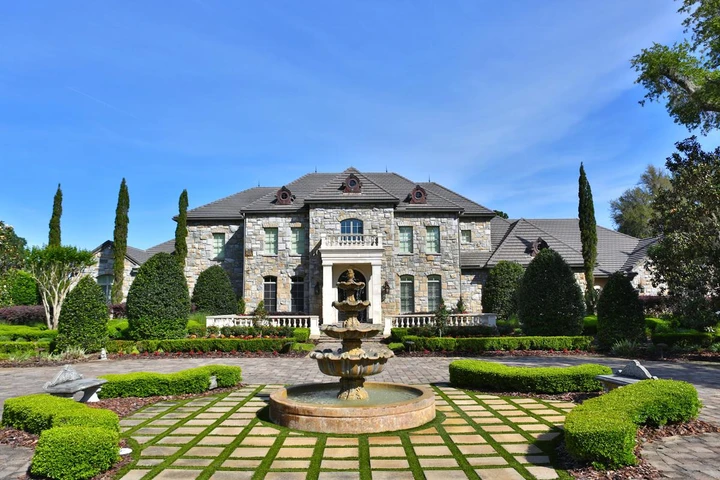 Nearby Listing Image