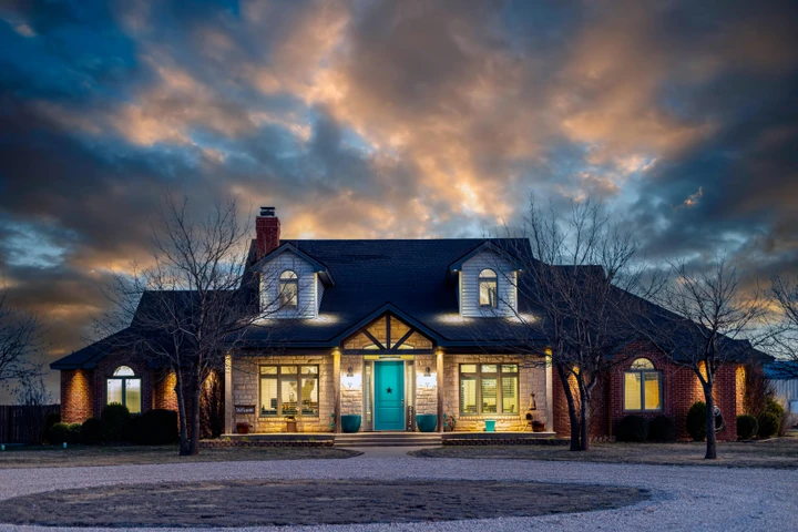 Nearby Listing Image