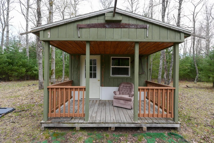 Nearby Listing Image