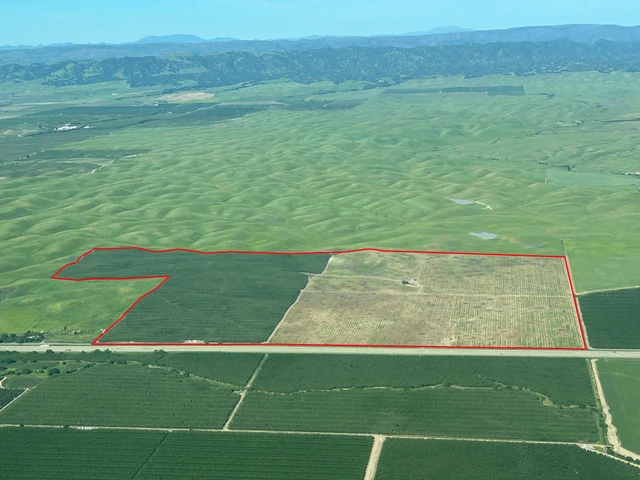 Nearby Listing Image