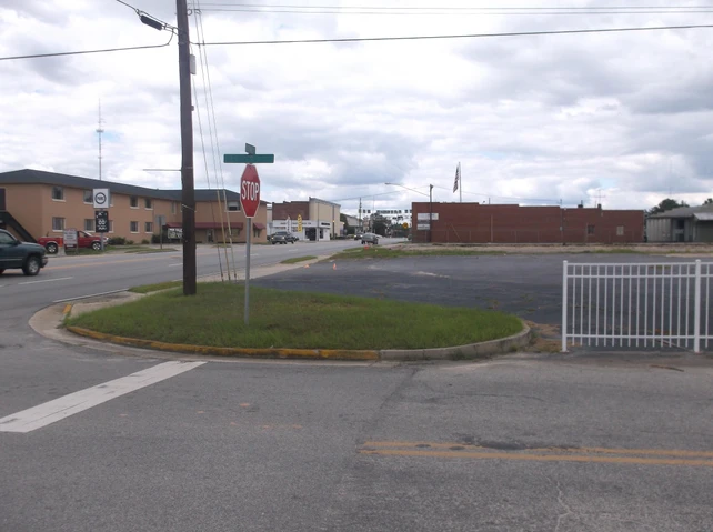 Nearby Listing Image