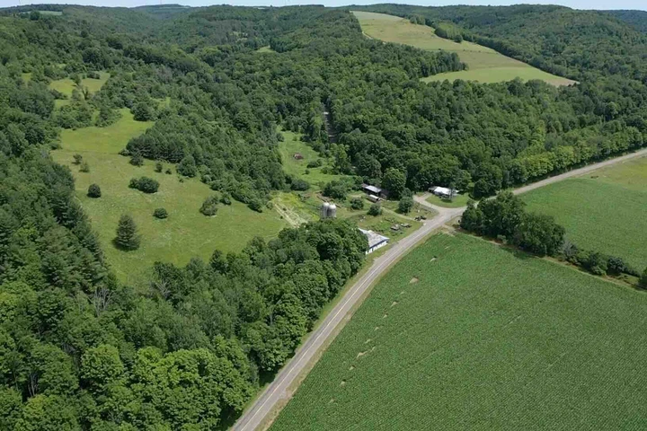 Nearby Listing Image