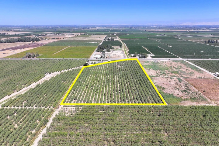 Nearby Listing Image
