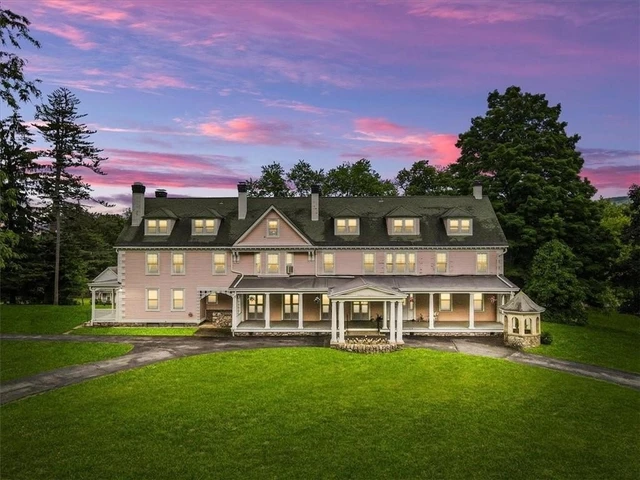 Nearby Listing Image