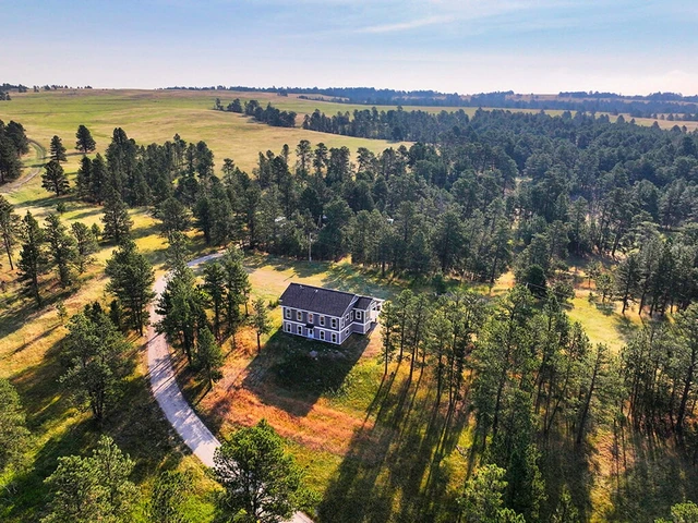 Nearby Listing Image