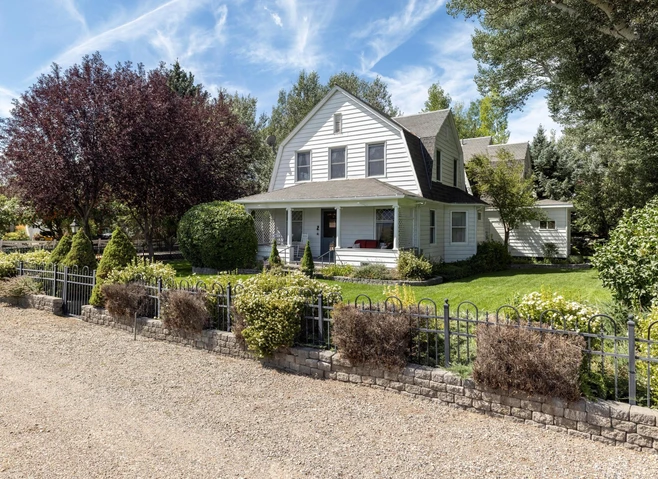 Nearby Listing Image