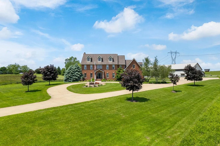 Nearby Listing Image