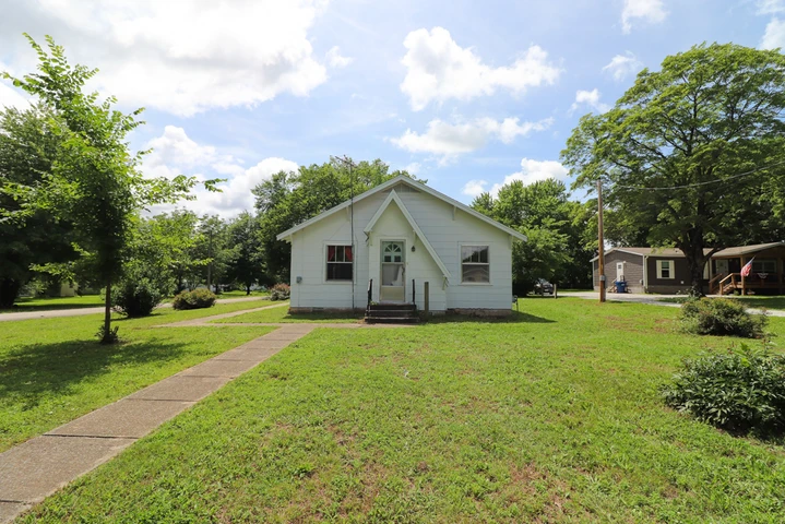 Nearby Listing Image