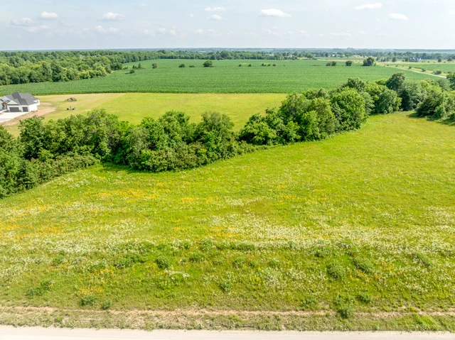 Nearby Listing Image