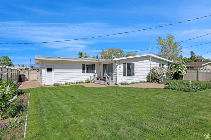 Nearby Listing Image