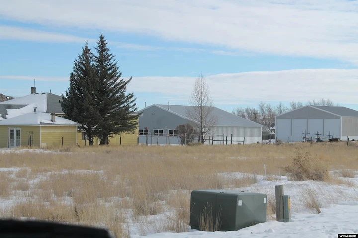 Nearby Listing Image