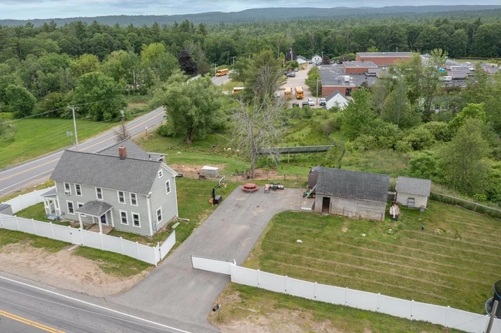 Nearby Listing Image