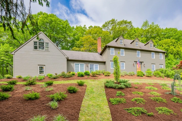Nearby Listing Image