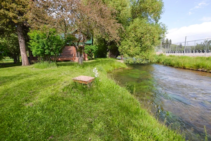 Nearby Listing Image