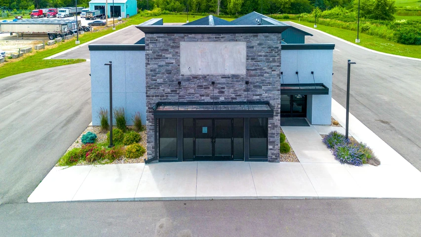 Nearby Listing Image