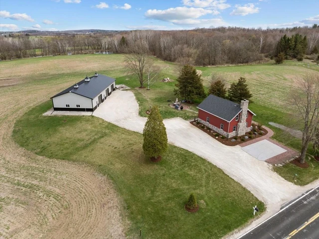 Nearby Listing Image