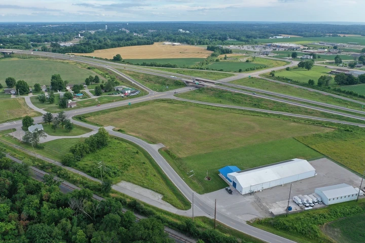 Nearby Listing Image