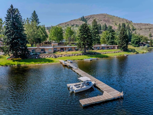 Nearby Listing Image