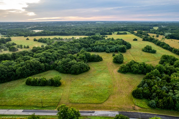 Nearby Listing Image