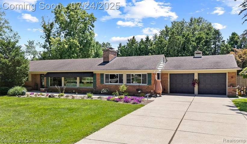 Nearby Listing Image