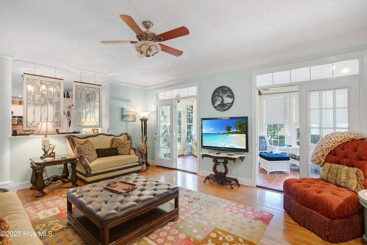 Nearby Listing Image