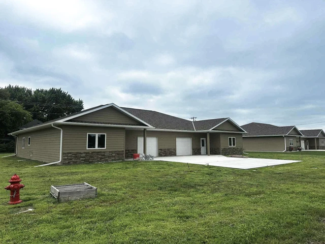Nearby Listing Image