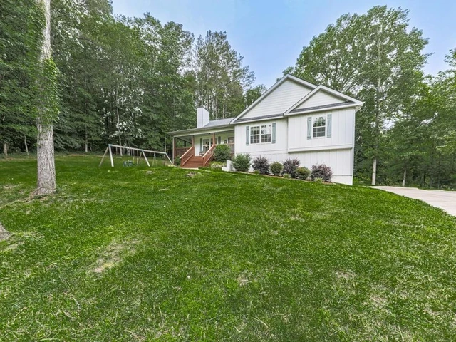 Nearby Listing Image