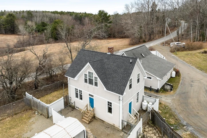 Nearby Listing Image