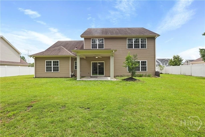 Nearby Listing Image
