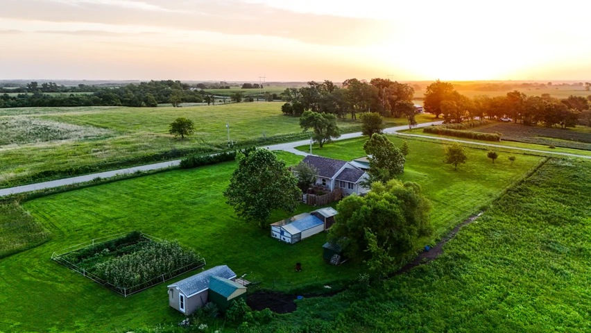 Nearby Listing Image